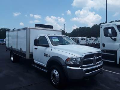Dodge Ram 4500 12 ft Refrigerated Truck - 6 Speed Automatic
