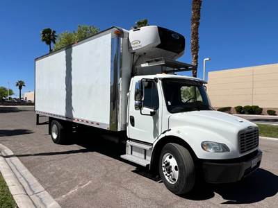 Freightliner M2 106 22 ft Refrigerated Truck - 260HP, 9 Speed Automatic