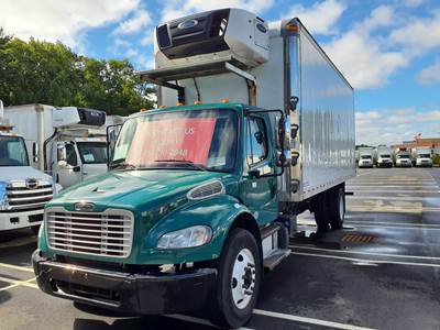 Freightliner M2 106 22 ft Refrigerated Truck - 260HP, 6 Speed Automatic