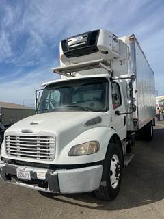 Freightliner M2 106 22 ft Refrigerated Truck - 260HP, 9 Speed Automatic