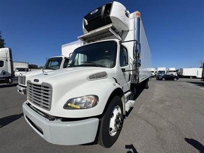 Freightliner M2 106 26 ft Refrigerated Truck - 280HP, 9 Speed Automatic, Liftgate