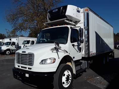 Freightliner M2 106 24 ft Refrigerated Truck - 300HP, 6 Speed Automatic, Liftgate