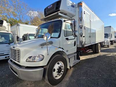 Freightliner M2 106 24 ft Refrigerated Truck - 240HP, 9 Speed Automatic, Liftgate