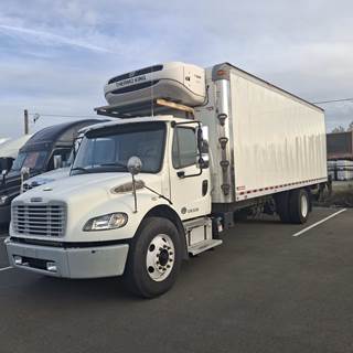 Freightliner M2 106 24 ft Refrigerated Truck - 240HP, 9 Speed Automatic, Liftgate
