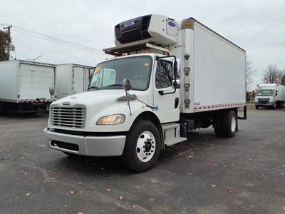 Freightliner M2 106 18 ft Refrigerated Truck - 240HP, 6 Speed Automatic