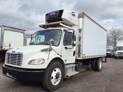 Freightliner M2 106 18 ft Refrigerated Truck - 240HP, 6 Speed Automatic