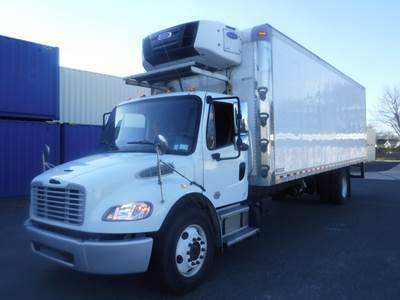 Freightliner M2 106 26 ft Refrigerated Truck - 240HP, 6 Speed Automatic