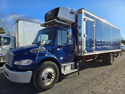 Freightliner M2 106 24 ft Refrigerated Truck - 240HP, 6 Speed Automatic, Liftgate