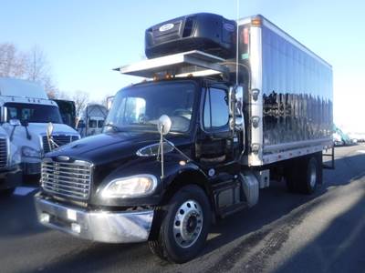 Freightliner M2 106 18 ft Refrigerated Truck - 240HP, 6 Speed Automatic