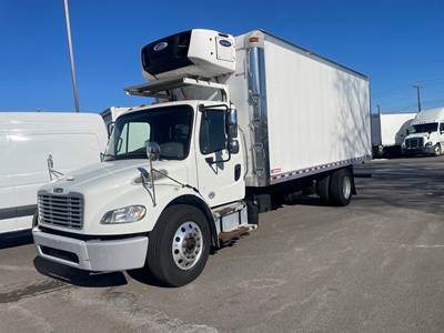 Freightliner M2 106 22 ft Refrigerated Truck - 240HP, 6 Speed Automatic