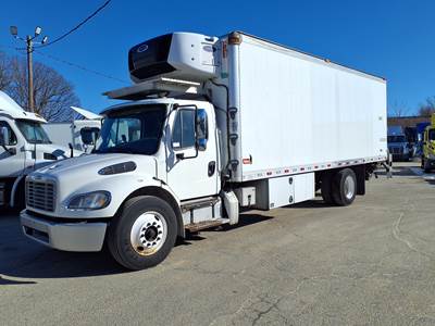 Freightliner M2 106 24 ft Refrigerated Truck - 260HP, 9 Speed Automatic, Liftgate