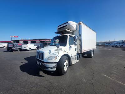 Freightliner M2 106 18 ft Refrigerated Truck - 240HP, 9 Speed Automatic