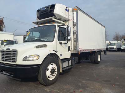 Freightliner M2 106 22 ft Refrigerated Truck - 240HP, 6 Speed Automatic
