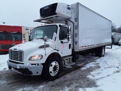 Freightliner M2 106 26 ft Refrigerated Truck - 240HP, 6 Speed Automatic