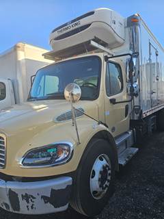 Freightliner M2 106 20 ft Refrigerated Truck - 6 Speed Automatic