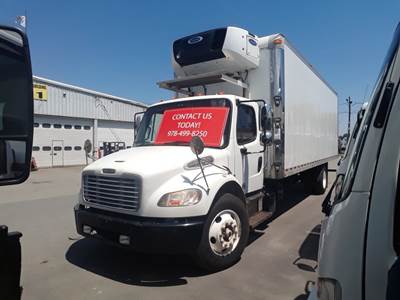 Freightliner M2 106 26 ft Refrigerated Truck - 240HP, 6 Speed Automatic