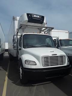 Freightliner M2 106 26 ft Refrigerated Truck - 6 Speed Automatic, Liftgate