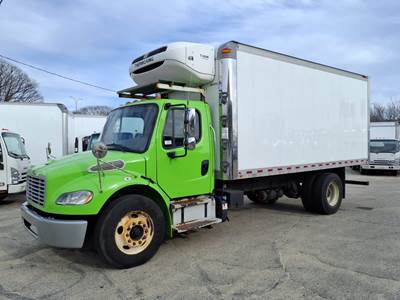 Freightliner M2 106 18 ft Refrigerated Truck - 240HP, 6 Speed Automatic
