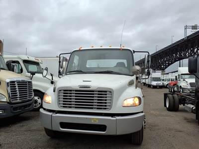 Freightliner M2 106 Refrigerated Truck - 6 Speed Automatic