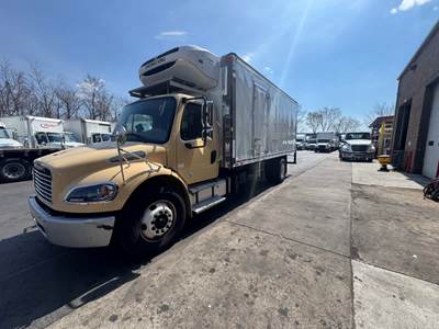 Freightliner M2 106 20 ft Refrigerated Truck - 6 Speed Automatic