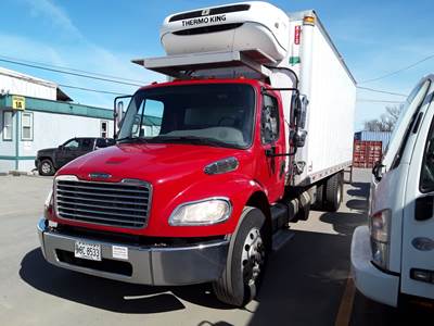 Freightliner M2 106 22 ft Refrigerated Truck - 240HP, 6 Speed Automatic