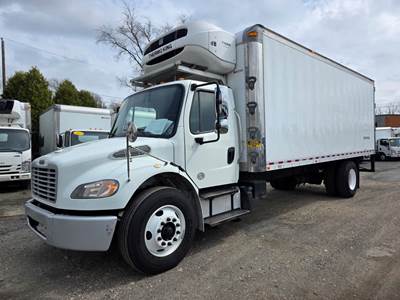 Freightliner M2 106 22 ft Refrigerated Truck - 280HP, 9 Speed Automatic