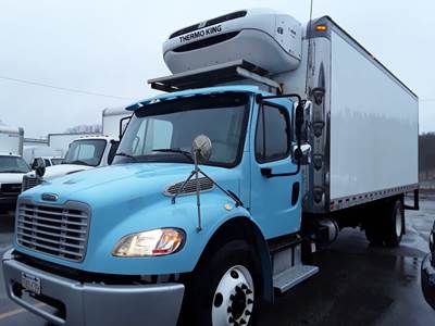 Freightliner M2 106 22 ft Refrigerated Truck - 260HP, 6 Speed Automatic
