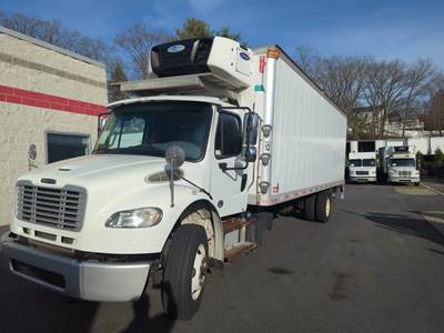 Freightliner M2 106 26 ft Refrigerated Truck - 330HP, 6 Speed Automatic, Liftgate
