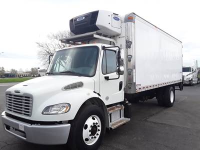 Freightliner M2 106 22 ft Refrigerated Truck - 240HP, 6 Speed Automatic, Liftgate