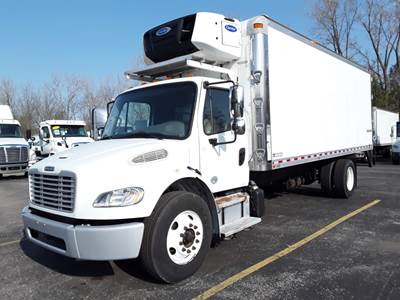 Freightliner M2 106 22 ft Refrigerated Truck - 240HP, 6 Speed Automatic, Liftgate