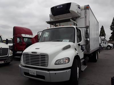 Freightliner M2 106 18 ft Refrigerated Truck - 240HP, 6 Speed Automatic, Liftgate