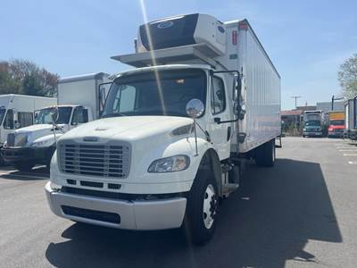Freightliner M2 106 26 ft Refrigerated Truck - 330HP, 6 Speed Automatic
