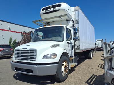 Freightliner M2 106 26 ft Refrigerated Truck - 240HP, 9 Speed Automatic, Liftgate