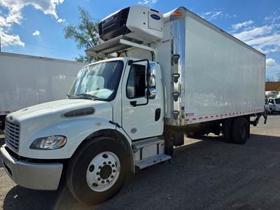 Freightliner M2 106 22 ft Refrigerated Truck - 230HP, 9 Speed Automatic, Liftgate