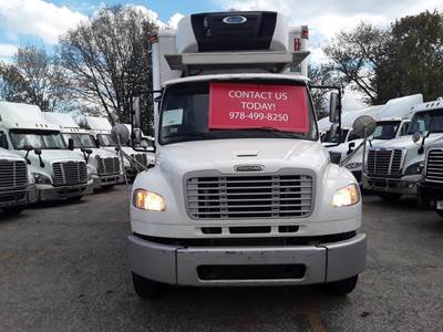 Freightliner M2 106 26 ft Refrigerated Truck - 330HP, 6 Speed Automatic, Liftgate