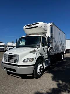 Freightliner M2 106 20 ft Refrigerated Truck - 325HP, 6 Speed Automatic