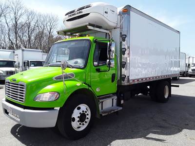 Freightliner M2 106 18 ft Refrigerated Truck - 240HP, 6 Speed Automatic
