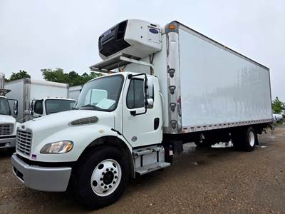 Freightliner M2 106 26 ft Refrigerated Truck - 240HP, 9 Speed Automatic, Liftgate