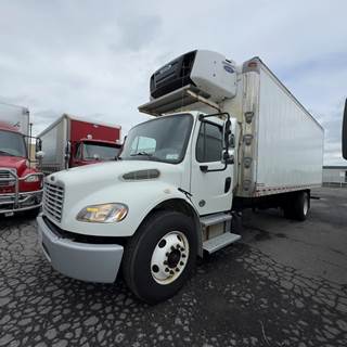 Freightliner M2 106 24 ft Refrigerated Truck - 230HP, 9 Speed Automatic