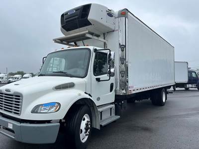 Freightliner M2 106 26 ft Refrigerated Truck - 240HP, 9 Speed Automatic