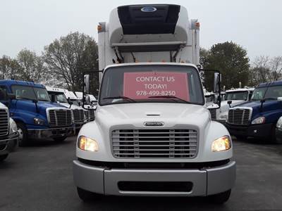 Freightliner M2 106 26 ft Refrigerated Truck - 240HP, 6 Speed Automatic