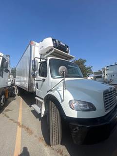 Freightliner M2 106 24 ft Refrigerated Truck - 280HP, 6 Speed Automatic, Liftgate