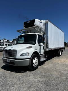 Freightliner M2 106 24 ft Refrigerated Truck - 240HP, 6 Speed Automatic, Liftgate