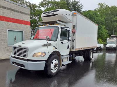 Freightliner M2 106 18 ft Refrigerated Truck - 260HP, 6 Speed Automatic