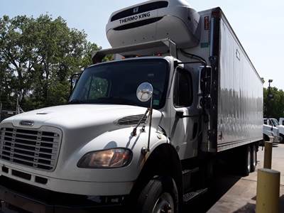 Freightliner M2 106 28 ft Refrigerated Truck - 270HP, 6 Speed Automatic, Liftgate
