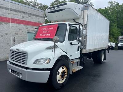 Freightliner M2 106 16 ft Refrigerated Truck - 240HP, 6 Speed Automatic, Liftgate