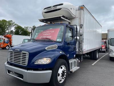 Freightliner M2 106 24 ft Refrigerated Truck - 220HP, 6 Speed Automatic, Liftgate