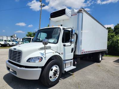 Freightliner M2 106 24 ft Refrigerated Truck - 280HP, 6 Speed Automatic, Liftgate