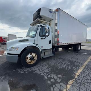 Freightliner M2 106 Refrigerated Truck - 280HP, 9 Speed Automatic, Liftgate