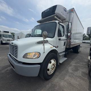 Freightliner M2 106 22 ft Refrigerated Truck - 260HP, 9 Speed Automatic